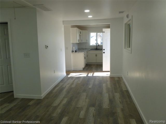 2908 Douglas Avenue, Flint, MI 48506