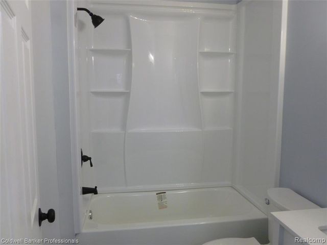 2908 Douglas Avenue, Flint, MI 48506