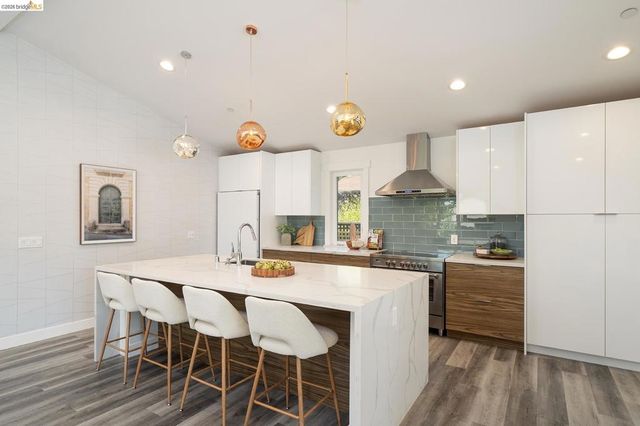 1470 Cornell Ave, Berkeley, CA 94702