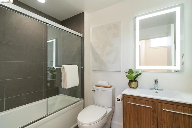 1470 Cornell Ave, Berkeley, CA 94702
