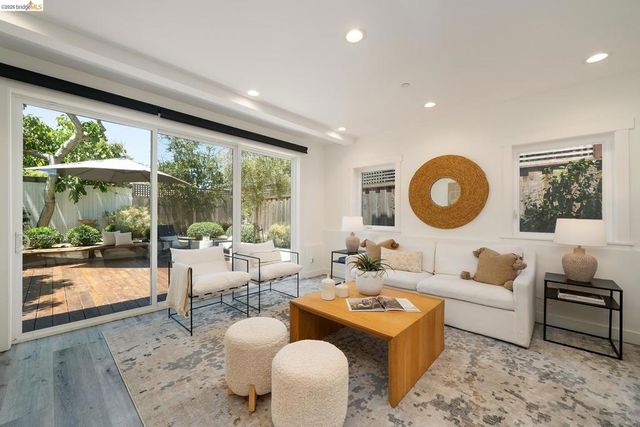 1470 Cornell Ave, Berkeley, CA 94702