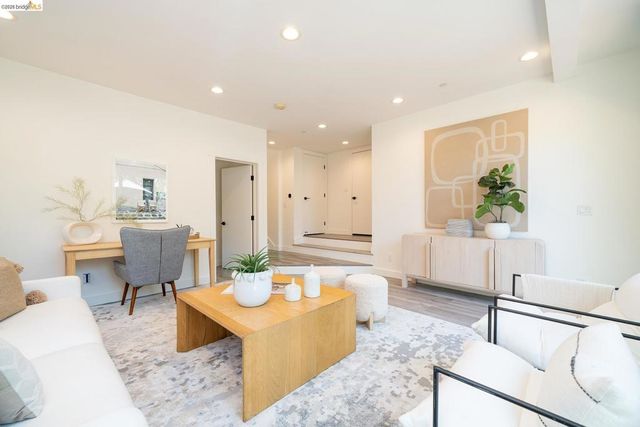 1470 Cornell Ave, Berkeley, CA 94702