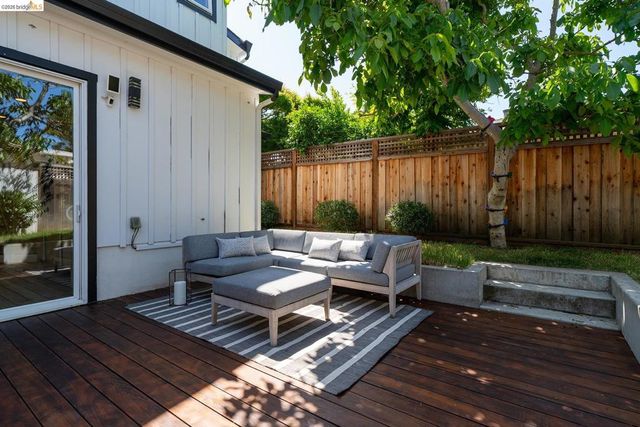 1470 Cornell Ave, Berkeley, CA 94702