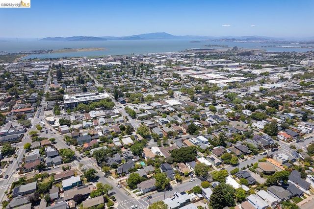 1470 Cornell Ave, Berkeley, CA 94702