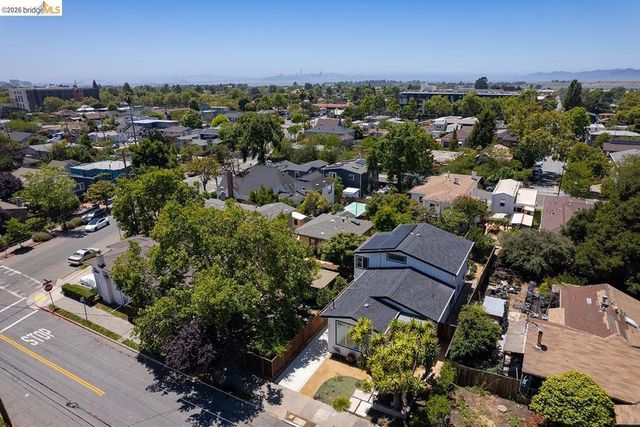 1470 Cornell Ave, Berkeley, CA 94702