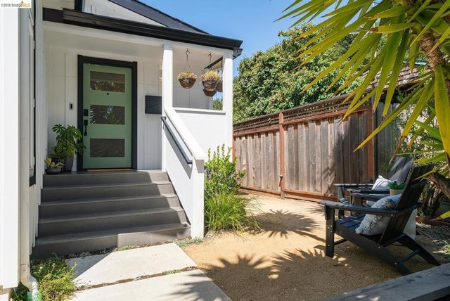 1470 Cornell Ave, Berkeley, CA 94702