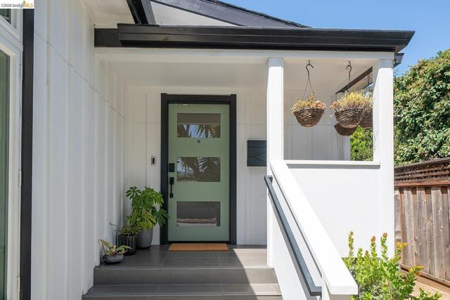 1470 Cornell Ave, Berkeley, CA 94702