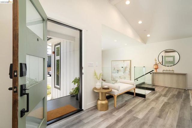 1470 Cornell Ave, Berkeley, CA 94702