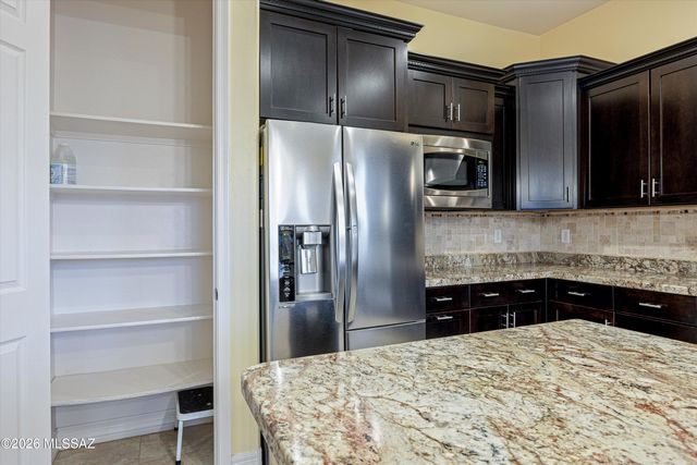 12561 N Wind Runner Parkway, Marana, AZ 85658