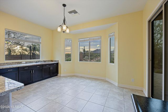 12561 N Wind Runner Parkway, Marana, AZ 85658