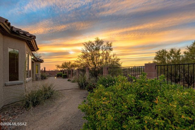 12561 N Wind Runner Parkway, Marana, AZ 85658
