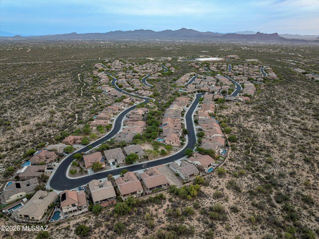 12561 N Wind Runner Parkway, Marana, AZ 85658