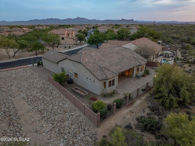 12561 N Wind Runner Parkway, Marana, AZ 85658