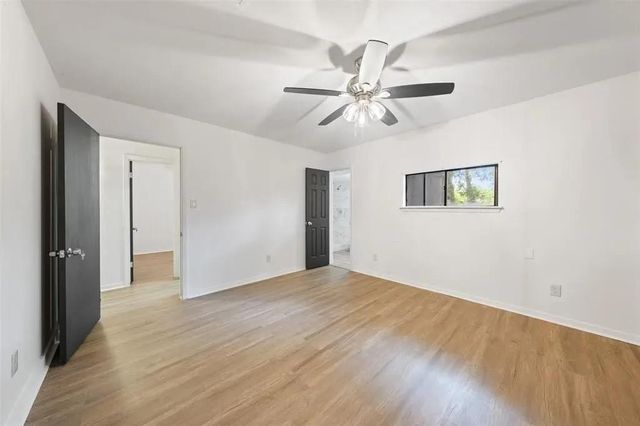 3201 Creel Court, La Porte, TX 77571