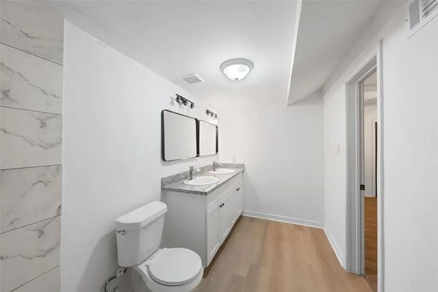 3201 Creel Court, La Porte, TX 77571