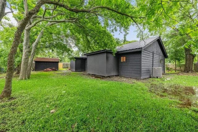 3201 Creel Court, La Porte, TX 77571