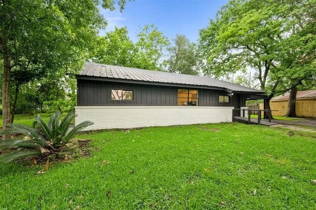 3201 Creel Court, La Porte, TX 77571