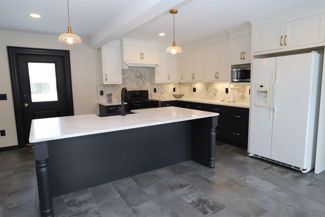 167 Main Street, Derby, VT 05830