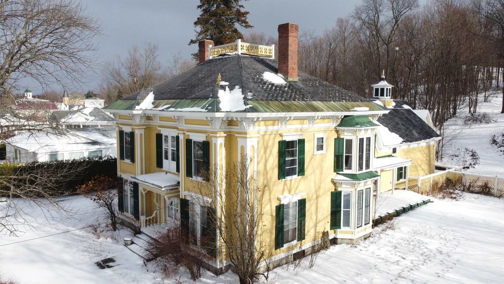 167 Main Street, Derby, VT 05830