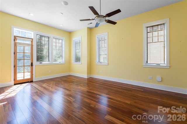 236 Racquet Club Road, Asheville, NC 28803