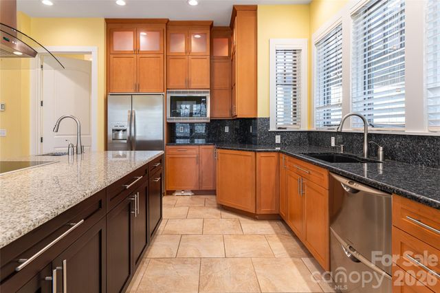 236 Racquet Club Road, Asheville, NC 28803