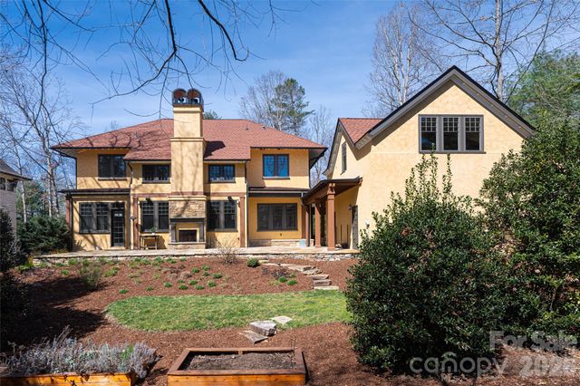 236 Racquet Club Road, Asheville, NC 28803