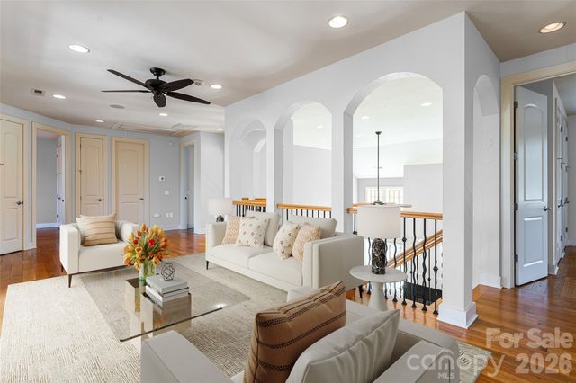 236 Racquet Club Road, Asheville, NC 28803