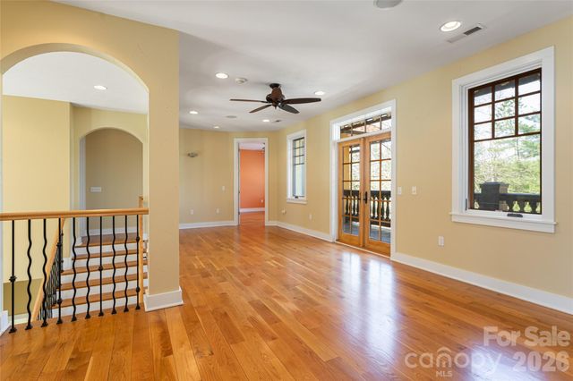 236 Racquet Club Road, Asheville, NC 28803