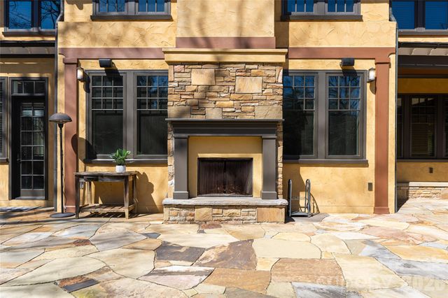 236 Racquet Club Road, Asheville, NC 28803
