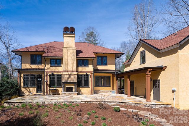 236 Racquet Club Road, Asheville, NC 28803
