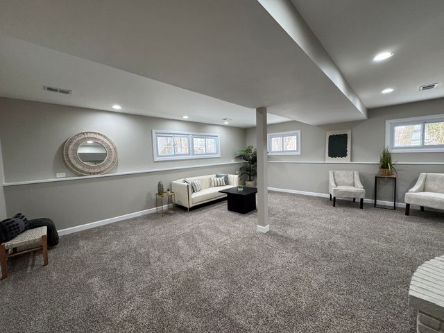 1531 Fran-lin Pkwy, Munster, IN 46321