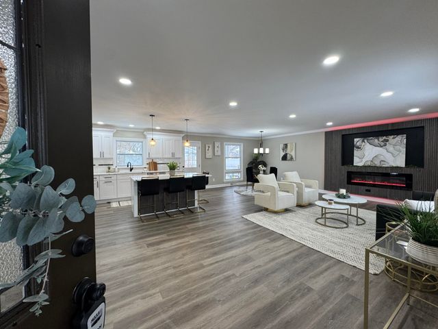 1531 Fran-lin Pkwy, Munster, IN 46321