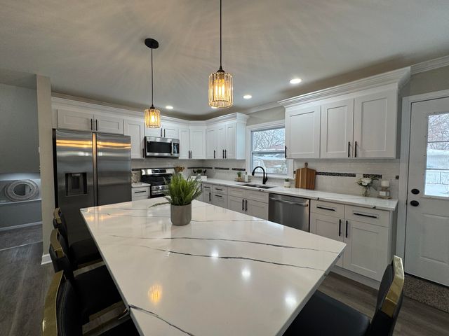 1531 Fran-lin Pkwy, Munster, IN 46321