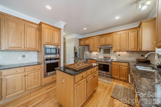 12656 Lahinch Court, Charlotte, NC 28277