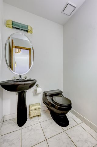 5 Zeck Court, Suffern, NY 10901