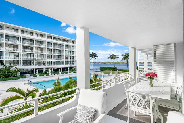 2784 S Ocean Boulevard 104n, Palm Beach, FL 33480