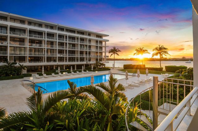 2784 S Ocean Boulevard 104n, Palm Beach, FL 33480