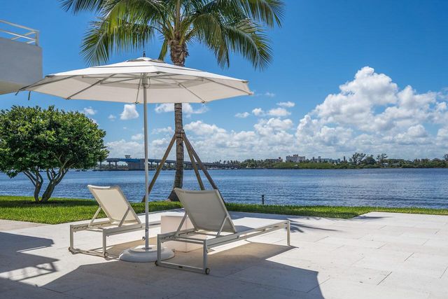 2784 S Ocean Boulevard 104n, Palm Beach, FL 33480