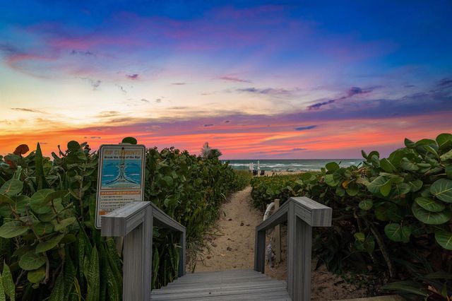 2784 S Ocean Boulevard 104n, Palm Beach, FL 33480