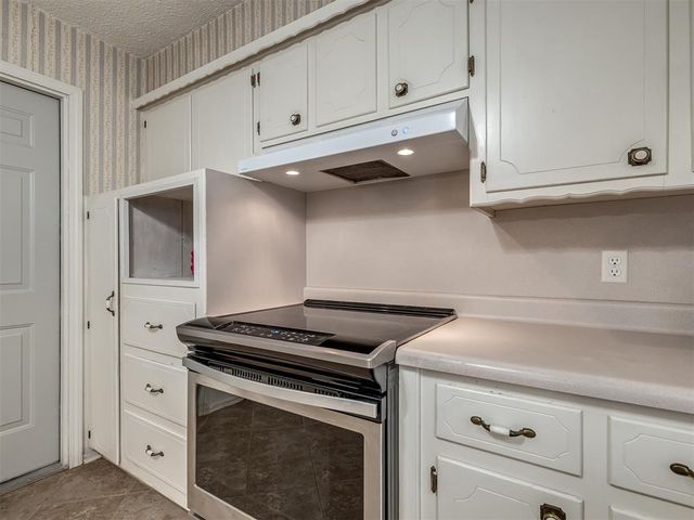 7708 S Miller Boulevard, Oklahoma City, OK 73159