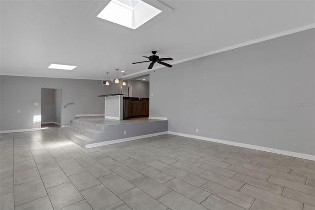 314 33RD AVENUE NE, St Petersburg, FL 33704