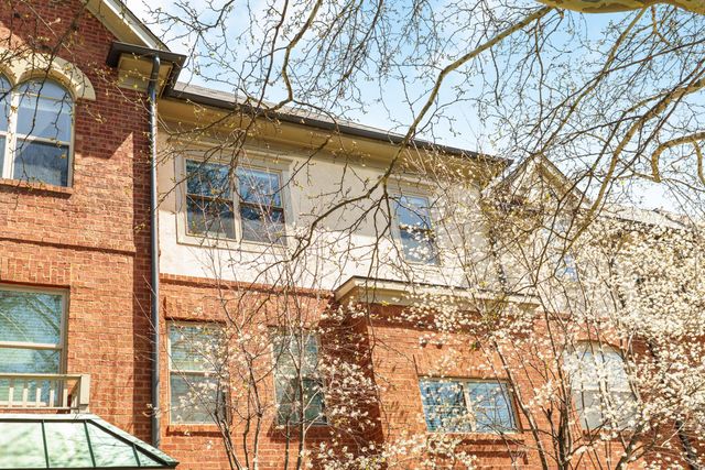 53 Buttles Avenue, Columbus, OH 43215