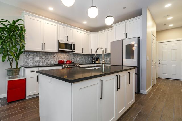 53 Buttles Avenue, Columbus, OH 43215