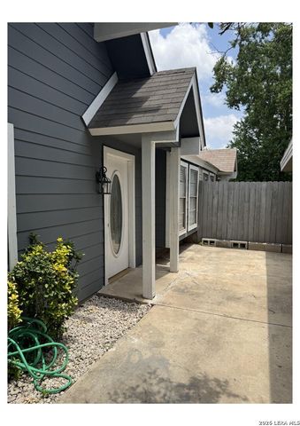 9611 SIMPLICITY DR, San Antonio, TX 78245