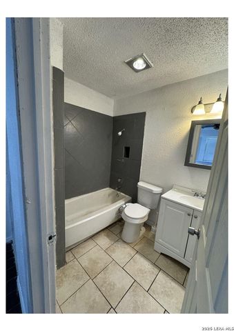 9611 SIMPLICITY DR, San Antonio, TX 78245