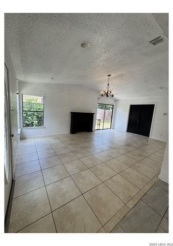 9611 SIMPLICITY DR, San Antonio, TX 78245