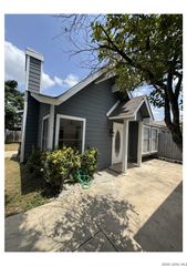 9611 SIMPLICITY DR, San Antonio, TX 78245
