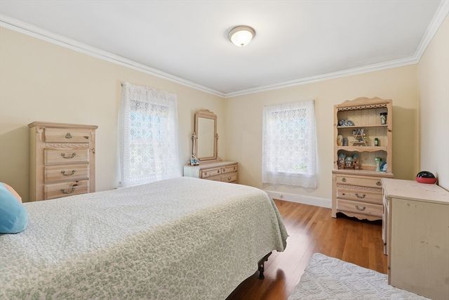 32 Terrace Dr, Worcester, MA 01609