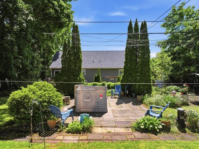 32 Terrace Dr, Worcester, MA 01609