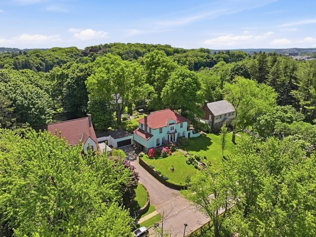 32 Terrace Dr, Worcester, MA 01609